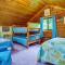 Pet-Friendly Jamestown Cabin with Fire Pit and Deck! - 詹姆斯敦