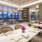 DoubleTree by Hilton Hotel Shenzhen Longhua, Near Huawei, Foxcnn, Shenzhen North Railway, Uniwalk & Uniworld Shopping Mall, Sam's Club - Shenzhen