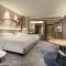 DoubleTree by Hilton Hotel Shenzhen Longhua, Near Huawei, Foxcnn, Shenzhen North Railway, Uniwalk & Uniworld Shopping Mall, Sams Club