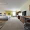 Home2 Suites by Hilton Roseville Minneapolis