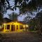 Senz Chalet Riverside - Mindo