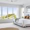 Luxe Paradise with sweeping Ocean Views & Pool - Kingscliff