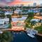 Adorable house with Amazing water front of canal - Pompano Beach