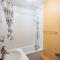 Voltaire Wolf Suite - 5 min Hypercentre - Parking Privé