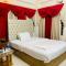 Hotel Heaven Inn