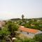 Studio apartment in Sucuraj with sea view, balcony, air conditioning, WiFi 3560-3
