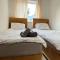 Cozy 2bed apartment w/ parking