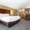 Comfort Inn & Suites Redwood Country