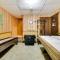 Less Than 1 Mi to Lake Wallenpaupack Poconos Cabin Rental
