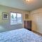 Anacortes Condo - Walk to Town, Marina, and Bay!