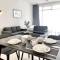 Beacon Executive Suites #Minimalist #SkyPool #Georgetown #6pax #2BR 2bath #3 Queen #Quality well maintained #Private host