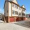 The Lumber Barons Mansion: 2 King Suites, 2.5BA + Gym