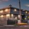 Ultimate Oceanside Retreat | Tower 9 Across from the Beach