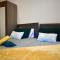 Seaside Flat, Contractors, Family, Business, Parking
