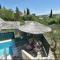 Charming holiday home with private pool and covered terrace - Škrip