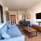 Sea View Apt - 2 min walk to the Beach & 200 Mbit Highspeed internet - Ларнака