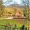 la Frégière Chalets - Clairvaux-dʼAveyron