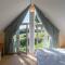 Luxurious 3 Bedroom New England Style Villa - Trewhiddle V7