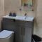 Llew Accommodation - The Townhouse