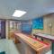 Ski, Hike and Fish Big Bear Lake Home with Fire Pit - بيغ بير لاكي