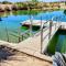 Family-friendly Riverfront mansion pool and spa in a calm cove of the Colorado River - Буллхед-Сити