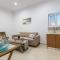 Kalyves Pearl apartments by the sea