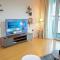 Your 2BR Luna Retreat with Beach Access in Al Rahba - Abú Zabí
