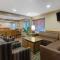 Best Western Plus Windjammer Inn & Conference Center - Burlington