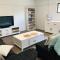 Waikaraka Beach, spacious & very comfortable