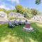 Barretts Watch Main House and Apartment