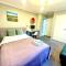 Modern Private 2 Bedroom Home-unit in Albany with Netflix