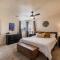 Nob Hill Home with Private Yard! - 阿尔伯克基