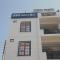 OYO SilverKey Guest House Near Lulu Mall - Bijnaur