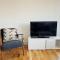 Stunning Riverside View Apartment, near Canary Wharf & O2 - Londýn