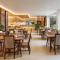 Hotel Thrive, A Tropical Courtyard