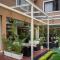 Hotel Thrive, A Tropical Courtyard