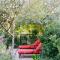 La Fontaine Guest House