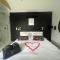 Suite romantique avec Spa et filet suspendu - Auteuil