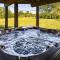 Hot Tub - Home Gym - Fire Pit - Game Room - Private Footpath to Winery - Delaplane