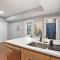 3BR Spacious Apartment with In-Unit Laundry - Kedzie 3F