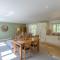 Luxurious Cosy And Contemporary 2 Bedroom Cottage - Trewhiddle Cottage 41