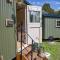 Shepherds Huts Tansy & Ethel in rural Sussex - Arundel