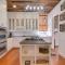 WFH Friendly Abode with Balcony in Columbus! - كولومبوس