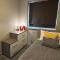 Orchard House - Great Stay for Family and Business Travellers, Amenities are Walk in distance to pubs, restaurants, Supermarket, Free Wifi & Free Parking, Outdoor Garden