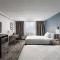 Clarion Hotel & Convention Center Joliet - جوليت