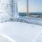 Summit Lighthouse - Meredith Lodging - Pacific City