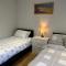 MJ Serviced Apartment up to 6 Guest - Luxurious living in West London next to Tube station & Central London - Hanwell