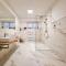 Mountains & Lakes - Chaletdorf & Appartements