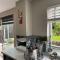 Home in Wirral - Peaceful Contemporary Gem. - Wirral