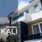 Kali Apartments